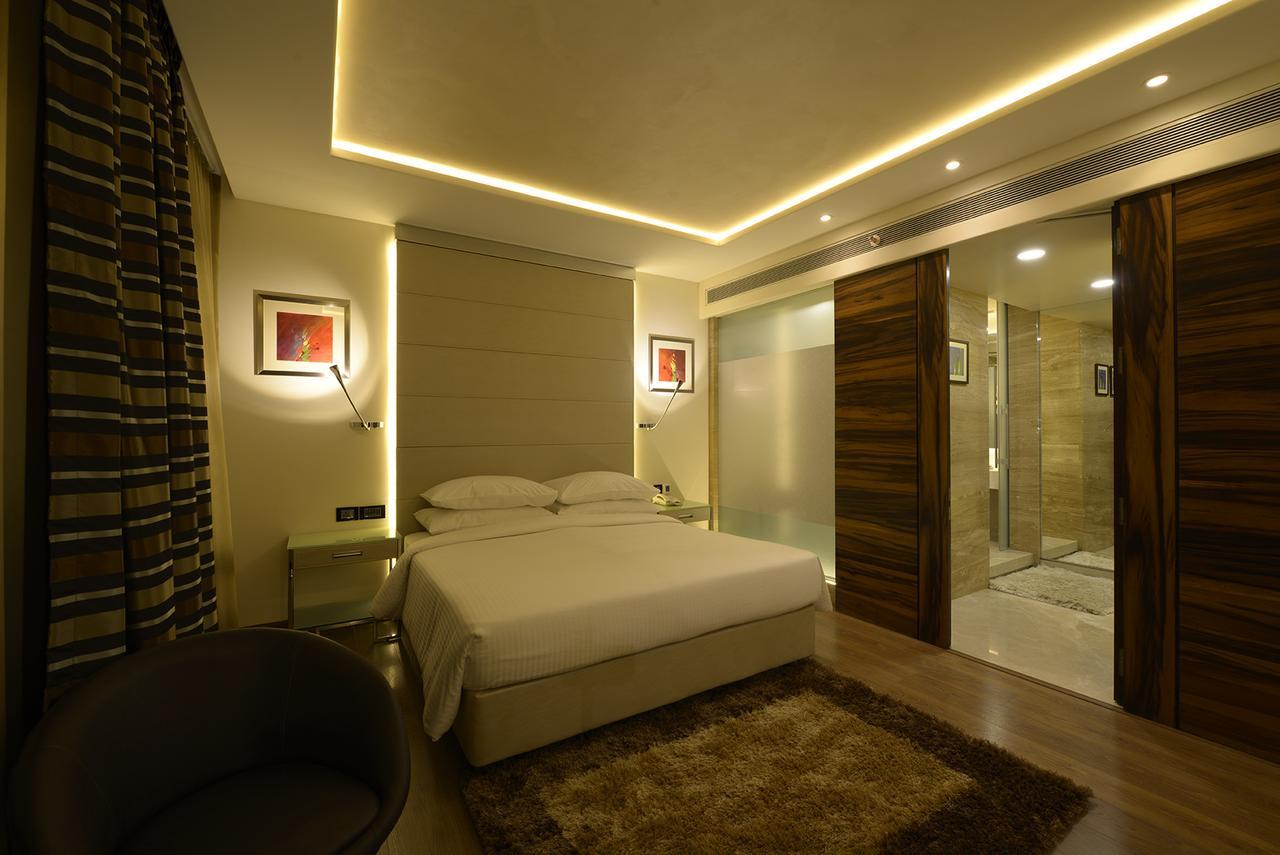 Genesis Hotel Near Mumbai Airport Dış mekan fotoğraf
